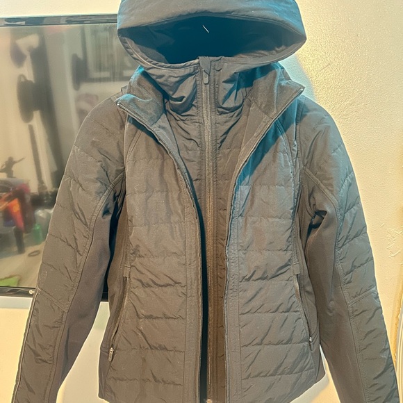 Lululemon Women's Black Hooded Jacket - Picture 9 of 10